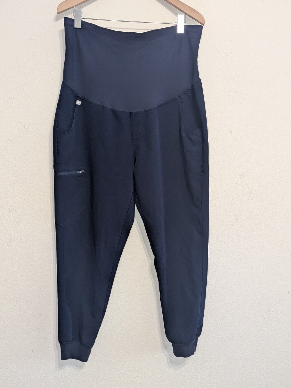 FIGS Women's Scrub Pants Zamora Maternity Joggers Navy Blue Large petite